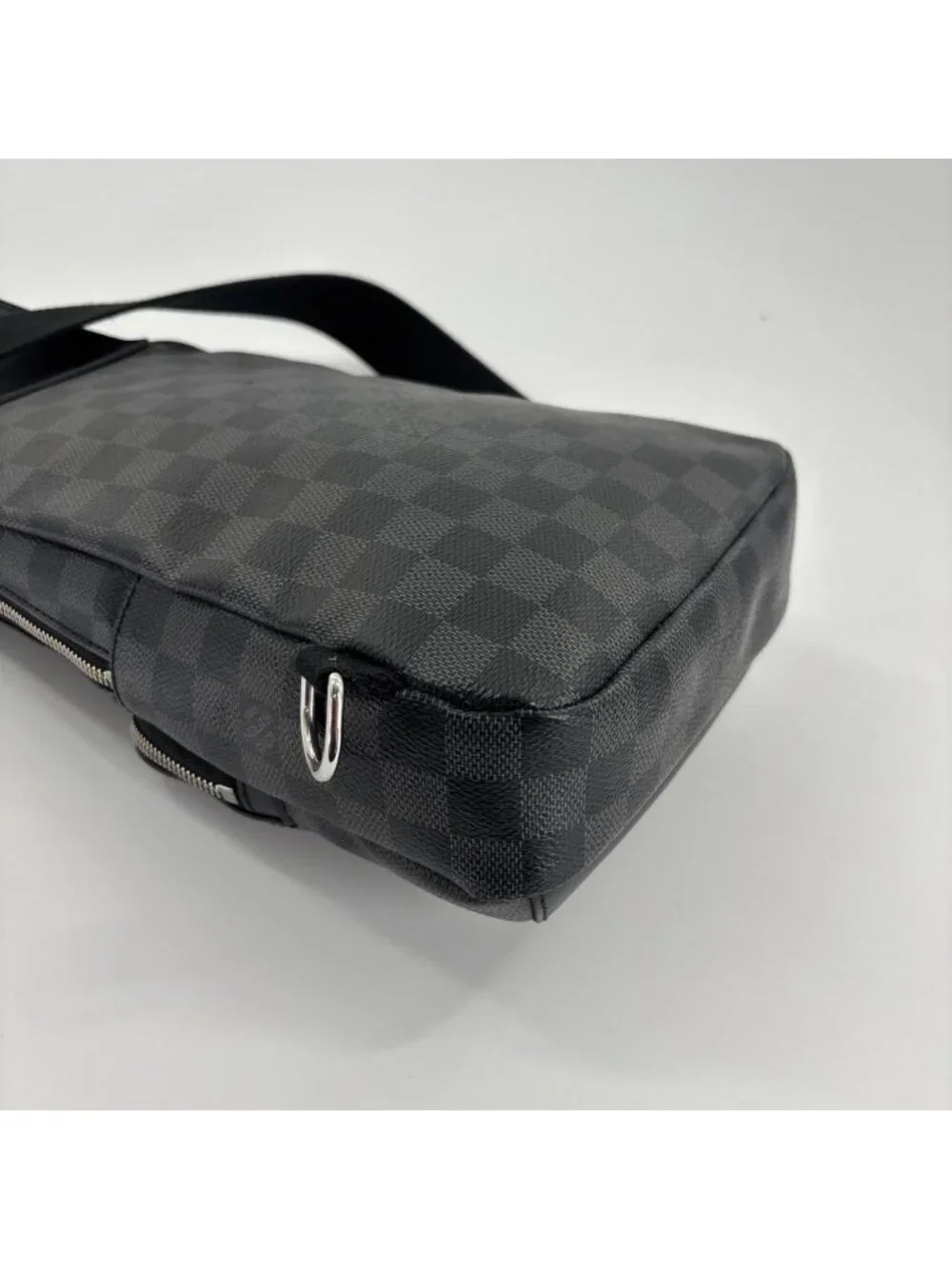 Louis Vuitton Damier Graphite Sling Bag Black